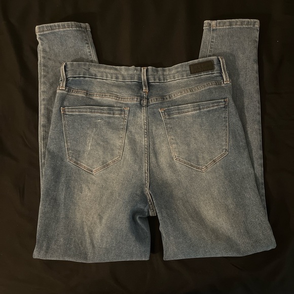 Nicole Miller high rise skinny jeans in excellent condition. - Picture 2 of 5